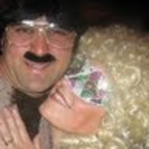 Meet your Posher, Susie - Picture 1 of 1